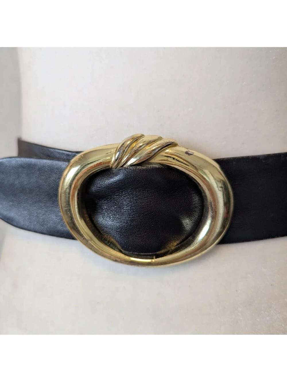Vintage 80s soft leather sash belt - Size S/M